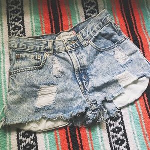 Vintage Levi’s shorts
